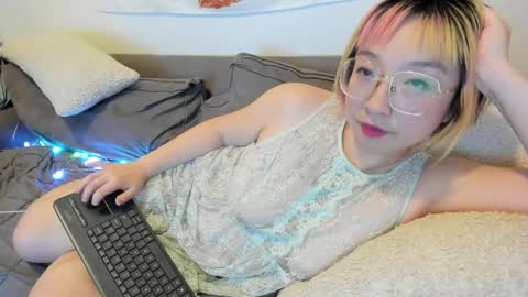 LuxGray online show from December 25, 2024, 3:18 am