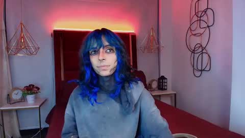 Snapshot of luxiel_ chatting on May 27, 2026, 1:57 am Luxiel 3 online show from May 27, 2026, 1:57 am