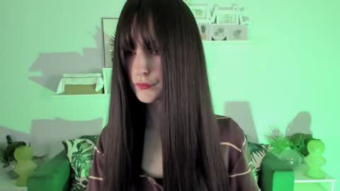 Snapshot of luxrayi chatting on February 2, 2025, 2:56 pm Ray online show from February 2, 2025, 2:56 pm