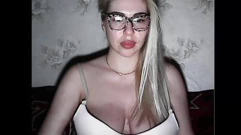 LuxSonyaStar online show from January 29, 2025, 8:35 pm