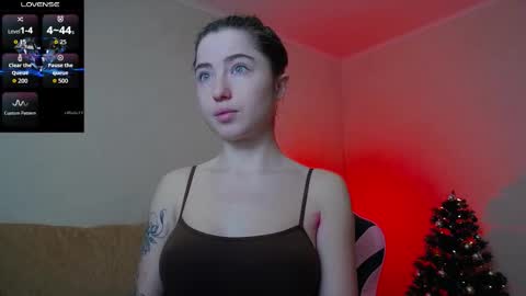 Snapshot of luxuryalma18 chatting on December 21, 2025, 6:09 am Alma online show from December 21, 2025, 6:09 am