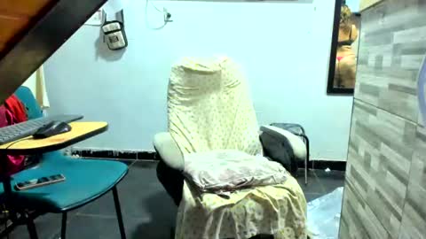 Snapshot of luzamandacastellanos chatting on June 25, 2026, 5:12 am ruby50 online show from June 25, 2026, 5:12 am