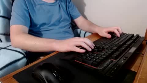 lxgxnd99 online show from March 9, 2025, 1:15 pm