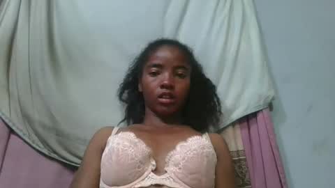 Snapshot of lydie856696 chatting on May 3, 2026, 3:01 am lydie856696 online show from May 3, 2026, 3:01 am