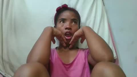Snapshot of lydie856696 chatting on May 17, 2026, 2:13 pm lydie856696 online show from May 17, 2026, 2:13 pm