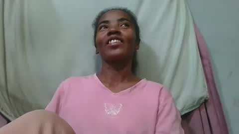 Snapshot of lydie856696 chatting on May 24, 2026, 3:06 pm lydie856696 online show from May 24, 2026, 3:06 pm