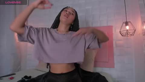 Lyhana Lee online show from January 29, 2025, 12:02 pm