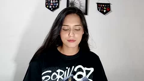 lyla online show from February 20, 2025, 3:56 am