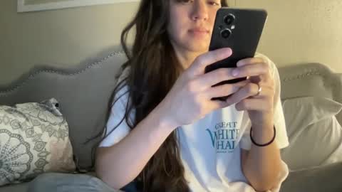 Olivia online show from January 23, 2025, 8:24 pm