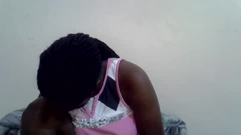 Snapshot of lyn_anna chatting on July 9, 2026, 9:46 am lyn_anna online show from July 9, 2026, 9:46 am