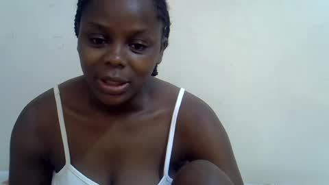 Snapshot of lyn_anna chatting on July 15, 2026, 7:24 am lyn_anna online show from July 15, 2026, 7:24 am