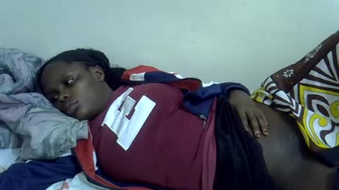 Snapshot of lyn_anna chatting on July 20, 2026, 10:45 pm lyn_anna online show from July 20, 2026, 10:45 pm