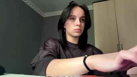 Eva online show from May 26, 2026, 9:16 am