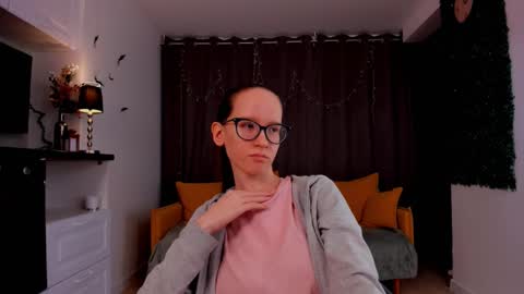 Sara online show from February 9, 2025, 7:09 pm