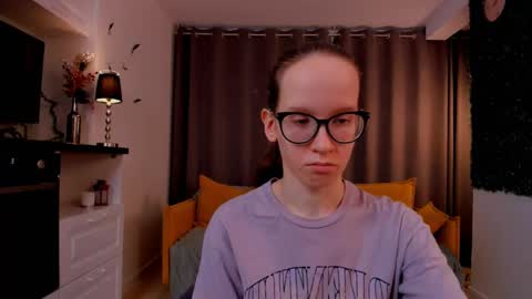 Sara online show from February 21, 2025, 1:44 am