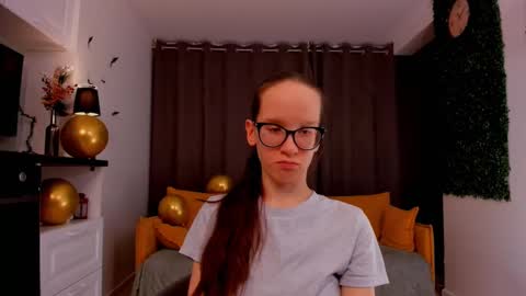 Sara online show from February 24, 2025, 10:47 pm