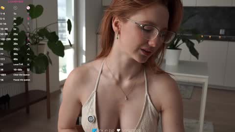 Natasha online show from April 22, 2026, 4:26 am