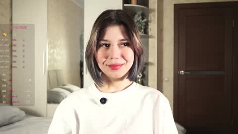 Lola online show from February 27, 2025, 7:44 am