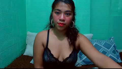 Snapshot of lynskaye2005 chatting on July 20, 2026, 8:11 pm Lyn online show from July 20, 2026, 8:11 pm