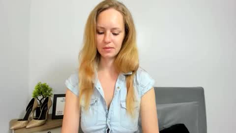 Lura online show from September 29, 2025, 6:51 am