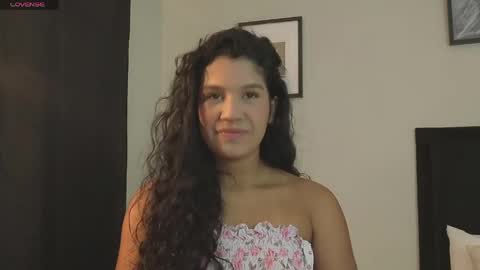 Snapshot of lyriadiamond_ chatting on May 17, 2026, 6:48 pm Lyria Diamond online show from May 17, 2026, 6:48 pm