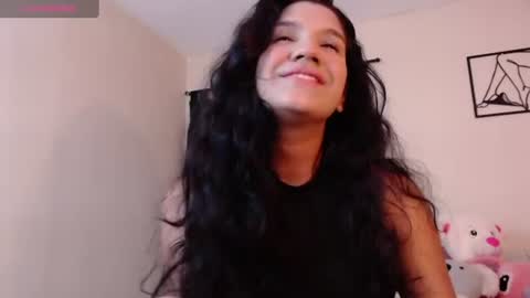Snapshot of lyriadiamond_ chatting on June 12, 2026, 12:31 am Lyria Diamond online show from June 12, 2026, 12:31 am