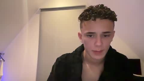  NEW   Leo  lz britboy online show from February 12, 2025, 10:26 pm