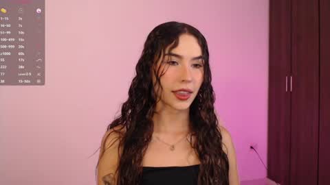 Snapshot of lzzyink chatting on June 17, 2026, 8:17 am lzzyink online show from June 17, 2026, 8:17 am