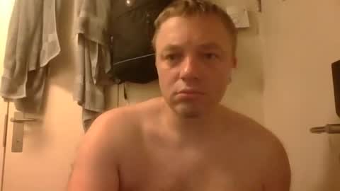 Snapshot of m15kala chatting on November 26, 2025, 9:43 am m15kala online show from November 26, 2025, 9:43 am