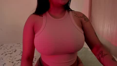 Emilia  online show from April 24, 2026, 2:19 pm