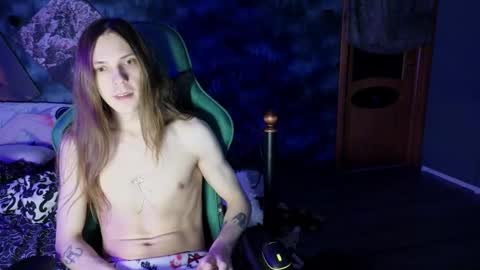 m1shq online show from February 28, 2025, 3:15 am