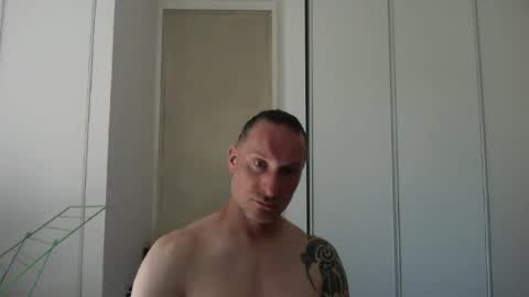 Snapshot of m4rduk81 chatting on July 12, 2026, 7:10 am m4rduk online show from July 12, 2026, 7:10 am