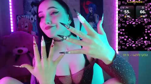 Melissa online show from December 3, 2024, 9:23 pm