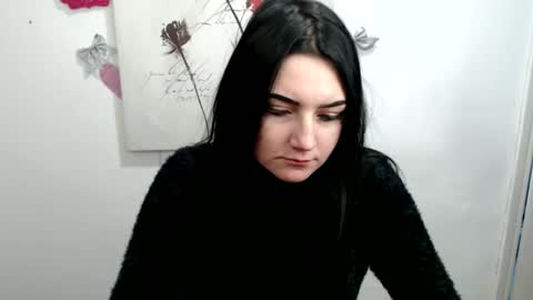 m_i_k_i_ online show from February 21, 2026, 10:49 am