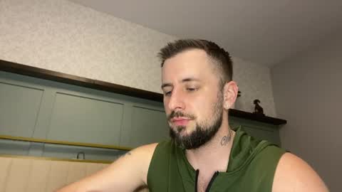Snapshot of m_stephen chatting on May 10, 2026, 10:59 pm m_stephen online show from May 10, 2026, 10:59 pm