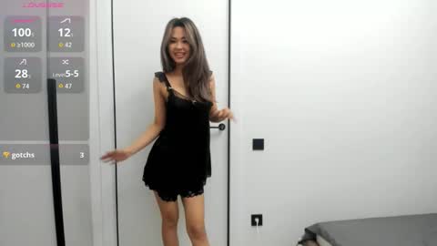 Snapshot of maakimita chatting on November 26, 2025, 7:31 am maakimita online show from November 26, 2025, 7:31 am