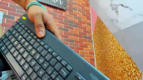 itgram pezlo josue online show from February 28, 2025, 4:20 pm