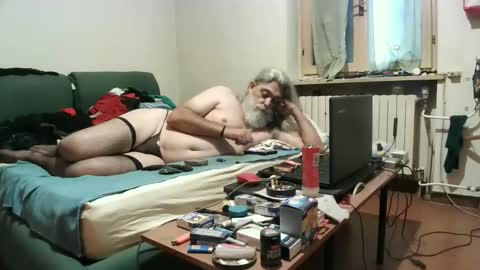 maax1970 online show from October 11, 2025, 3:21 pm