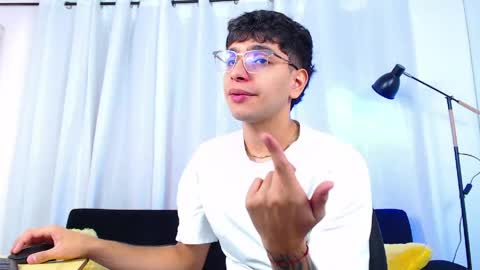 Max online show from April 20, 2026, 2:31 pm