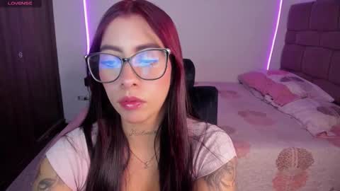 Sara online show from February 24, 2026, 4:43 am