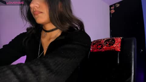 Snapshot of mabel_candy chatting on December 15, 2024, 3:20 pm Mabel Candy online show from December 15, 2024, 3:20 pm