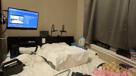 mac1119 online show from October 23, 2025, 8:24 am