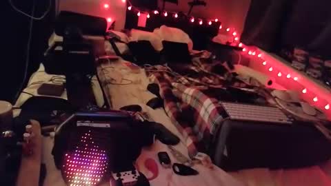 Snapshot of mac1119 chatting on March 8, 2026, 9:35 am mac1119 online show from March 8, 2026, 9:35 am