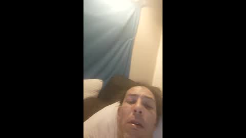 mac11thizzelw online show from April 1, 2026, 6:25 am