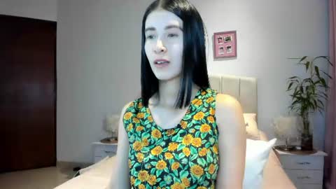 Macarena online show from June 24, 2026, 2:21 am