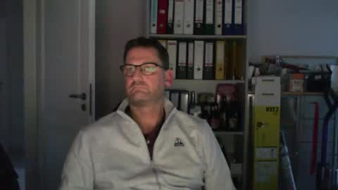 macfly67 online show from February 1, 2026, 4:27 pm