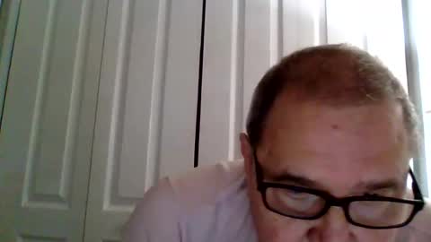 Snapshot of machet1 chatting on March 29, 2026, 6:19 pm machet1 online show from March 29, 2026, 6:19 pm