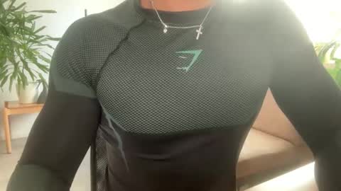 machine_15_ online show from April 21, 2026, 3:17 pm