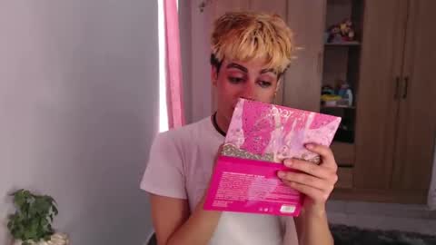 machissex online show from January 3, 2025, 3:33 pm