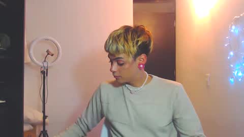 machissex online show from March 8, 2025, 10:43 am